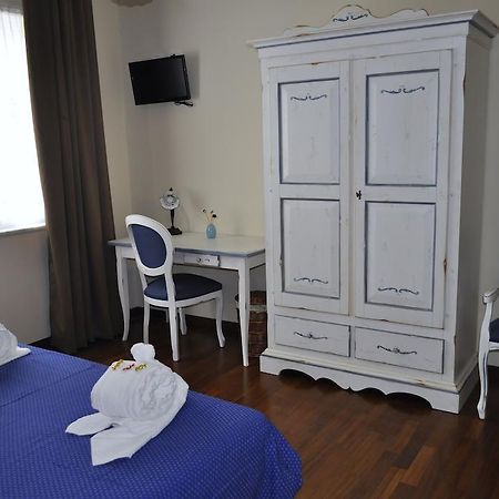 Stupor Mundi Bed And Breakfast Palermo Habitación foto