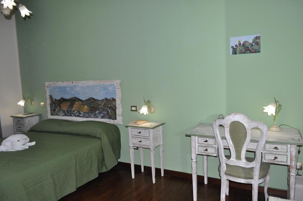 Stupor Mundi Bed And Breakfast Palermo Habitación foto
