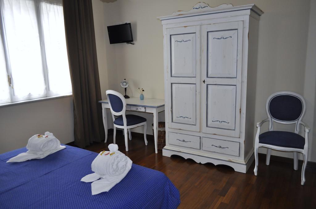 Stupor Mundi Bed And Breakfast Palermo Habitación foto